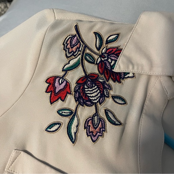 Express Embroidered Slim Fit Portofino Shirt - Picture 6 of 6